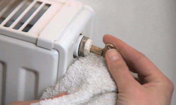 How To Fix Problems With Radiators | Ideas & Advice | DIY At B&Q